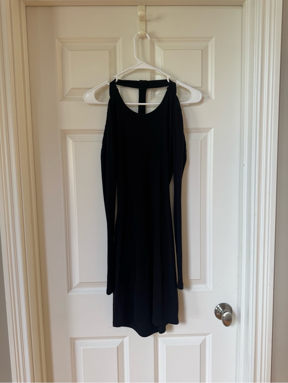 Tobi Black Cold-Shoulder Long Sleeve Dress